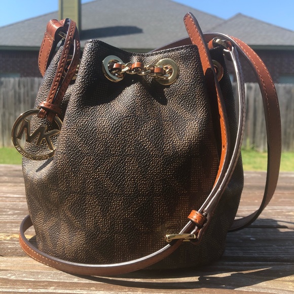 🛍New LISTING Michael Kors Brown Purse crossbody🌸 - Picture 3 of 3